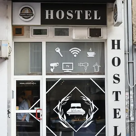 Public Buggy Hostel Belgrade