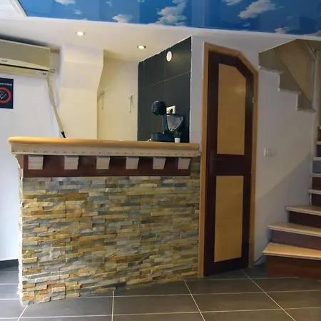 Public Buggy Hostel